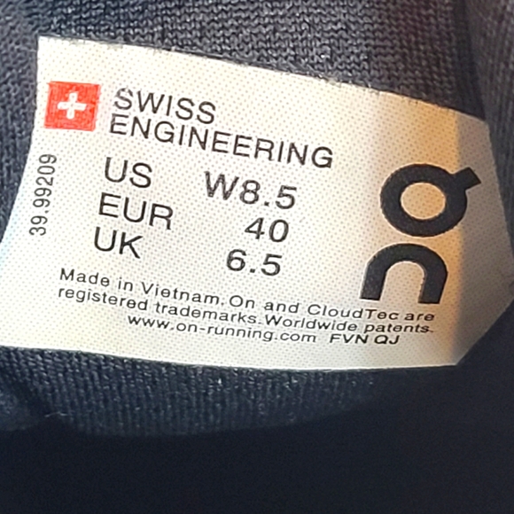 On Cloud Women's Cloudstratus Running Sneakers in Mariana Blue Cloudtec Size 8.5 - Picture 4 of 10